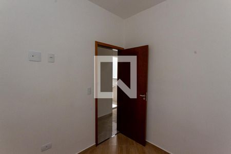 Quarto de apartamento à venda com 2 quartos, 50m² em Vila Santa Virginia, São Paulo