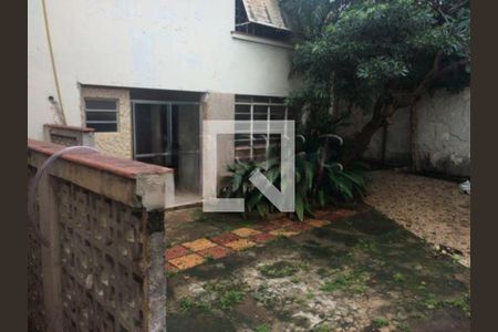 Casa à venda com 3 quartos, 230m² em Jardim da Gloria, São Paulo