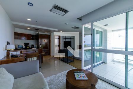 Sala de apartamento à venda com 1 quarto, 48m² em Barra da Tijuca, Rio de Janeiro