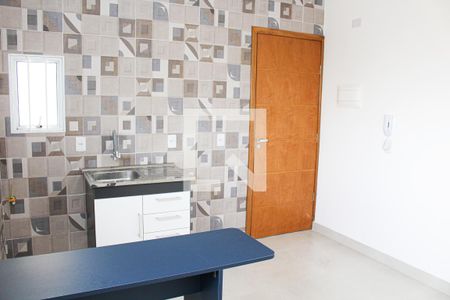 Sala/Cozinha de apartamento para alugar com 1 quarto, 40m² em Moinho Velho, São Paulo