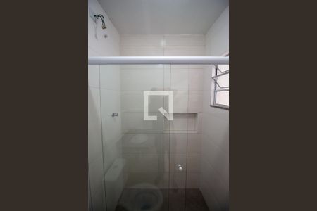 Banheiro de apartamento para alugar com 1 quarto, 26m² em Parque Paulistano, São Paulo