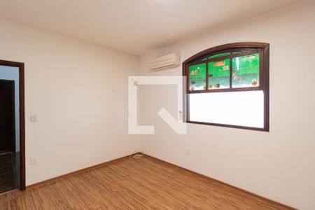 Quarto 1 de casa para alugar com 4 quartos, 185m² em Vila Osasco, Osasco