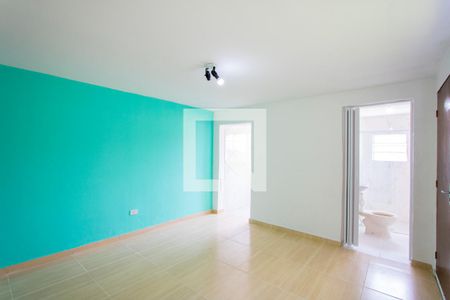 Sala de casa para alugar com 1 quarto, 50m² em Vila Luzita, Santo André