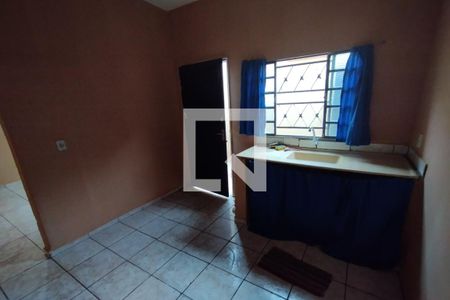 Cozinha de kitnet/studio para alugar com 1 quarto, 40m² em Jardim Diva Tarlá de Carvalho, Ribeirão Preto