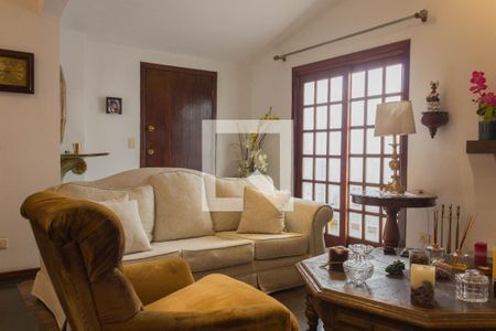 Casa de condomínio à venda com 239m², 3 quartos e 3 vagasSala