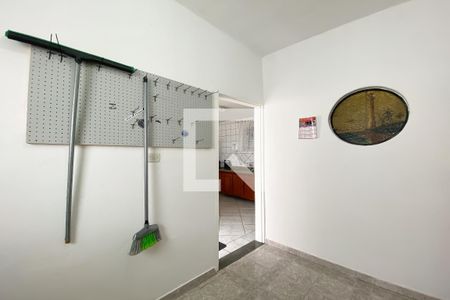 Casa à venda com 367m², 4 quartos e 2 vagas Casa à venda com 367m², 4 quartos e 2 vagasArmazém