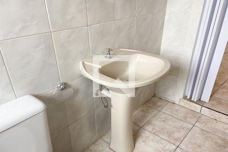 Casa à venda com 367m², 4 quartos e 2 vagas Casa à venda com 367m², 4 quartos e 2 vagasBanheiro