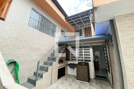 Casa à venda com 367m², 4 quartos e 2 vagas Casa à venda com 367m², 4 quartos e 2 vagasÁrea de Serviço