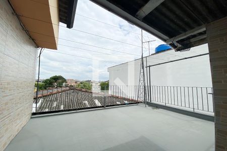 Casa à venda com 367m², 4 quartos e 2 vagas Casa à venda com 367m², 4 quartos e 2 vagasÁrea de Serviço