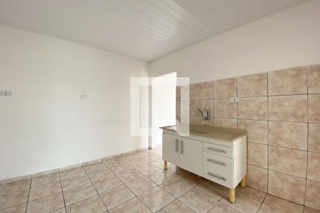 Casa à venda com 367m², 4 quartos e 2 vagas Casa à venda com 367m², 4 quartos e 2 vagasCozinha e Área de Serviço