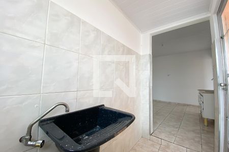 Casa à venda com 367m², 4 quartos e 2 vagas Casa à venda com 367m², 4 quartos e 2 vagasCozinha e Área de Serviço