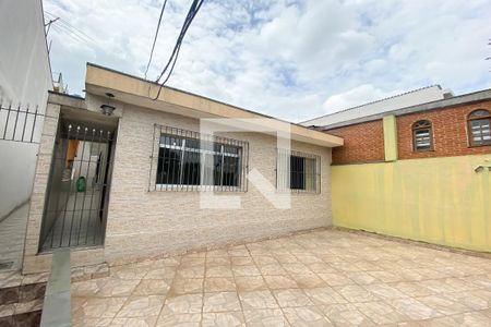 Casa à venda com 367m², 4 quartos e 2 vagas Casa à venda com 367m², 4 quartos e 2 vagasÁrea de Serviço
