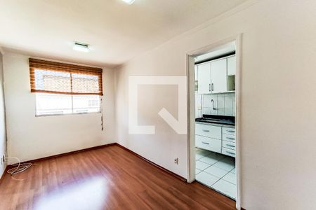 Sala de apartamento à venda com 3 quartos, 58m² em Paraisópolis, São Paulo