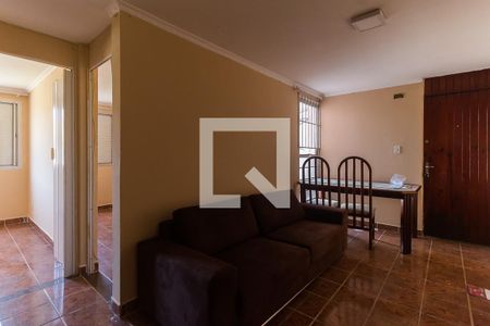 Sala de apartamento para alugar com 2 quartos, 45m² em Jardim Marica, Mogi das Cruzes