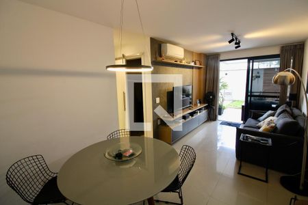 Sala de apartamento à venda com 2 quartos, 122m² em Recreio dos Bandeirantes, Rio de Janeiro