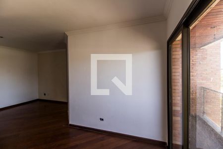 Sala de TV de apartamento à venda com 3 quartos, 116m² em Residencial Oito (Alphaville), Santana de Parnaíba