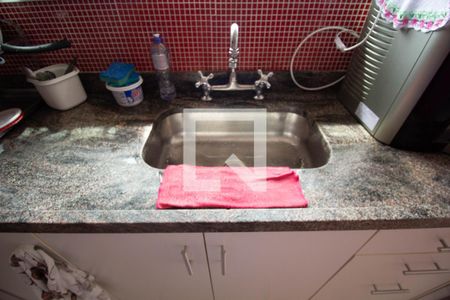 Casa à venda com 261m², 2 quartos e 6 vagas Casa à venda com 261m², 2 quartos e 6 vagasCozinha