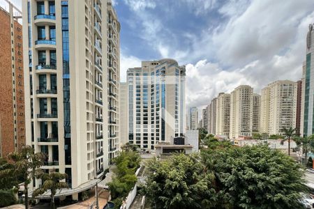 Vista de kitnet/studio à venda com 1 quarto, 37m² em Moema, São Paulo