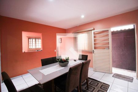 Sala de Jantar de casa para alugar com 2 quartos, 420m² em Veleiros, São Paulo