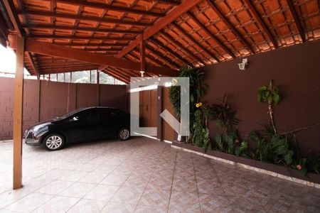 Casa para alugar com 420m², 2 quartos e 10 vagas Casa para alugar com 420m², 2 quartos e 10 vagasGaragem