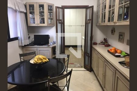 Apartamento à venda com 4 quartos, 284m² em Jardim Vitoria Regia, São Paulo