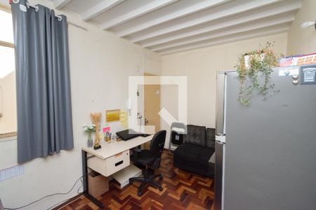 Sala de apartamento à venda com 2 quartos, 42m² em Granja Lempp, Contagem