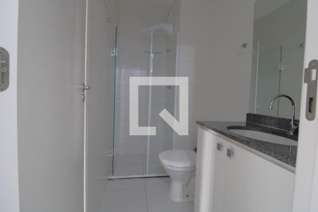 Banheiro de apartamento para alugar com 1 quarto, 35m² em Jurubatuba, São Paulo