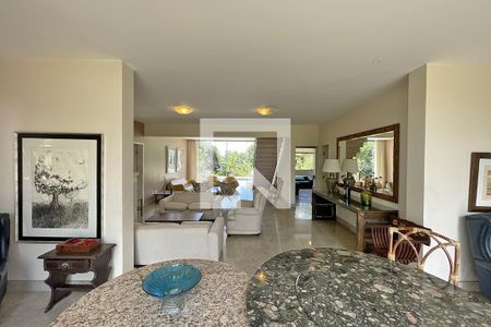 Sala de casa de condomínio à venda com 7 quartos, 700m² em Unidade de Vizinhanças Quintas Morro do Chapéu, Nova Lima