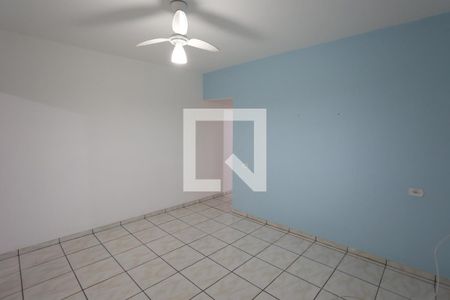 Sala de casa para alugar com 2 quartos, 80m² em Vila Paranagua, São Paulo