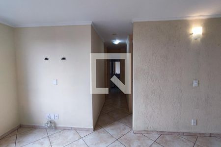 Sala de apartamento para alugar com 2 quartos, 50m² em Jardim Danfer, São Paulo