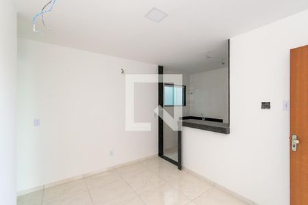 Sala de apartamento à venda com 2 quartos, 50m² em Penha Circular, Rio de Janeiro