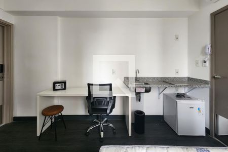 Escritório / Cozinha de kitnet/studio para alugar com 1 quarto, 44m² em Santa Paula, São Caetano do Sul