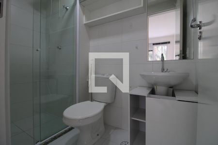 Banheiro de apartamento à venda com 1 quarto, 28m² em Jardim Prudência, São Paulo