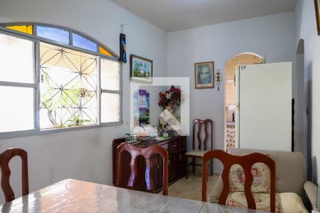 Sala 2 de casa à venda com 2 quartos, 204m² em Alto Caiçaras, Belo Horizonte