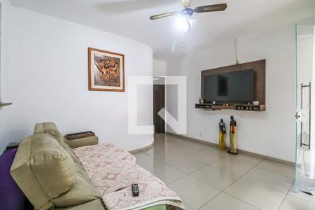 Sala de casa para alugar com 4 quartos, 150m² em Planalto, Belo Horizonte