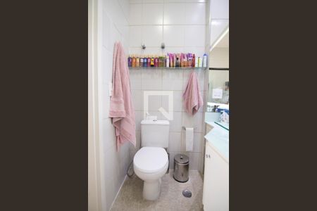 Banheiro de apartamento à venda com 3 quartos, 150m² em Vila Nova Savoia, São Paulo
