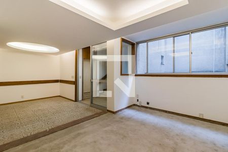 Casa à venda com 4 quartos, 278m² em Auxiliadora, Porto Alegre