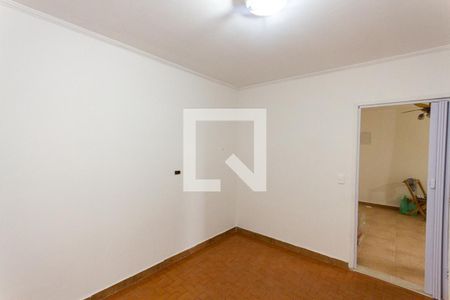 Quarto de casa para alugar com 2 quartos, 54m² em Parque Santa Madalena, São Paulo