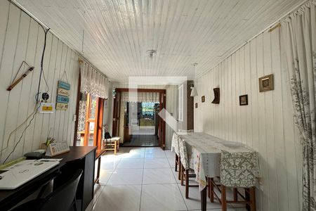 Sala de casa à venda com 3 quartos, 130m² em Santos Dumont, São Leopoldo