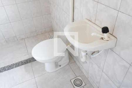 Banheiro de apartamento para alugar com 1 quarto, 40m² em Campo Grande, Rio de Janeiro