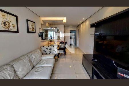 Sala de apartamento à venda com 2 quartos, 77m² em Lourdes, Belo Horizonte