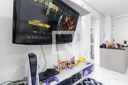 Sala de apartamento para alugar com 2 quartos, 33m² em Parque Fongaro, São Paulo