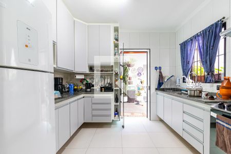 Cozinha de casa à venda com 3 quartos, 149m² em Jardim Luanda, São Paulo