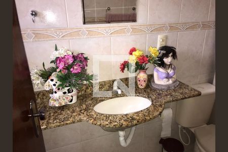 Casa de Condomínio à venda com 3 quartos, 152m² em Vila Bertioga, São Paulo