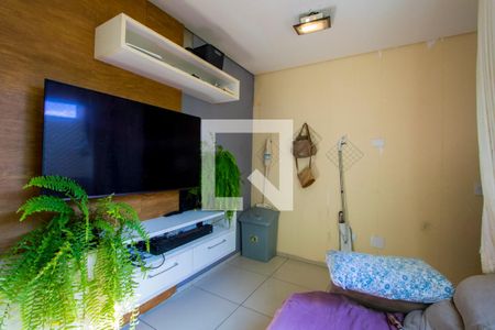 Sala de apartamento à venda com 1 quarto, 72m² em Vila Scarpelli, Santo André