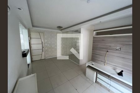 Sala de apartamento para alugar com 2 quartos, 54m² em Piedade, Rio de Janeiro
