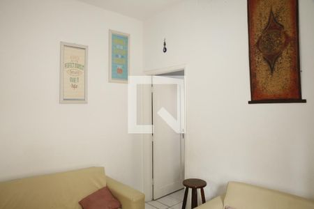 Sala de kitnet/studio para alugar com 1 quarto, 33m² em Canto do Forte, Praia Grande