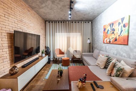Sala de casa à venda com 3 quartos, 185m² em Vila Vitório Mazzei, São Paulo