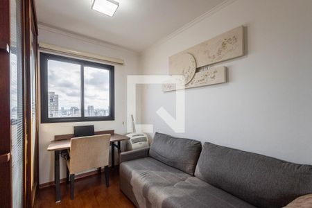 Quarto de apartamento à venda com 2 quartos, 78m² em Pinheiros, São Paulo