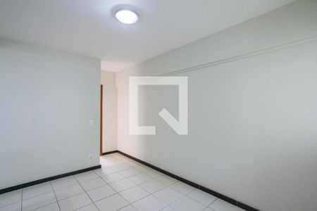 Sala de apartamento para alugar com 1 quarto, 40m² em Tibery, Uberlândia